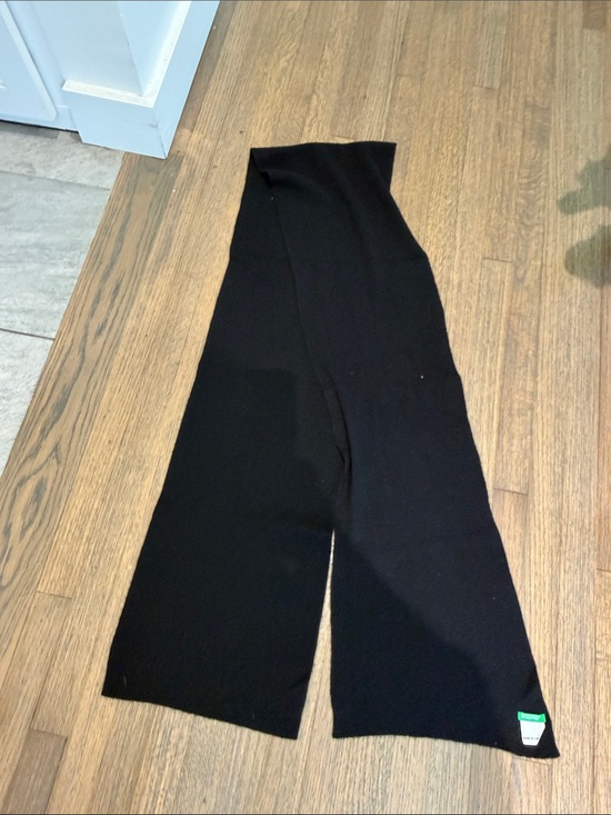 United Colors Of Benetton Other - United Colors Of Benetton Black scarf